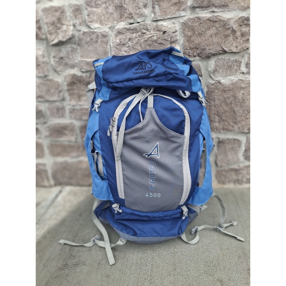 Alps Mountaineering Caldera 4500 Hiking/Camping H2O Backpack Blue (Large) 75L
